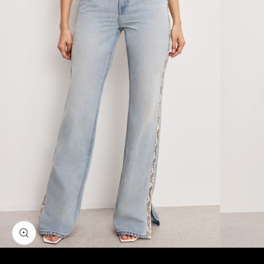 Good American khloe Jean High Rise  with Side Detail